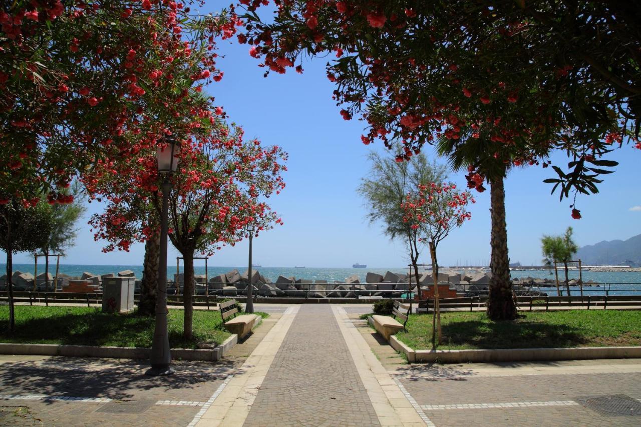 Appartement Salerno Mare E Luci Deluxe Extérieur photo