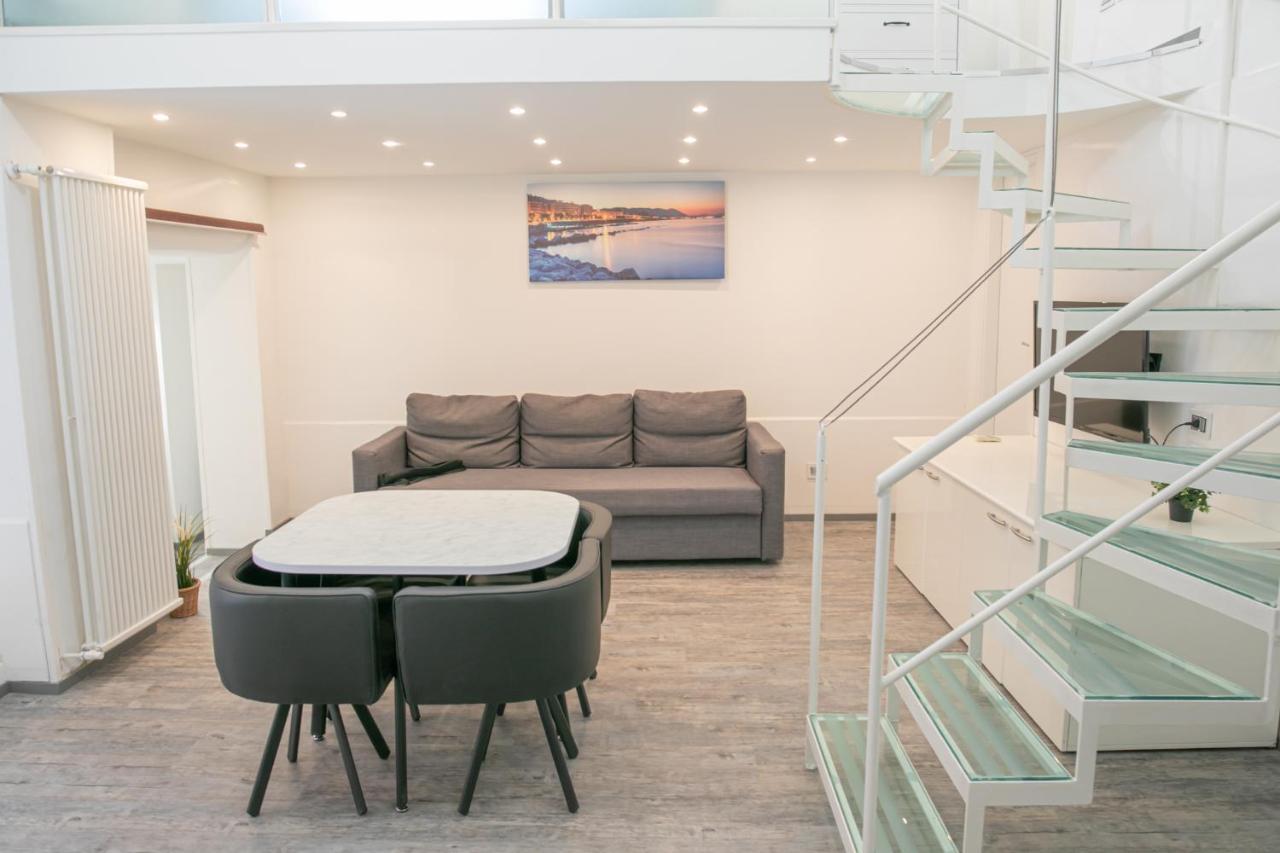 Appartement Salerno Mare E Luci Deluxe Extérieur photo