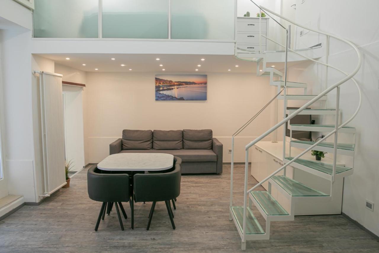Appartement Salerno Mare E Luci Deluxe Extérieur photo