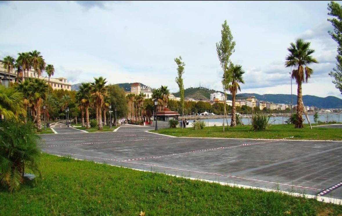 Appartement Salerno Mare E Luci Deluxe Extérieur photo